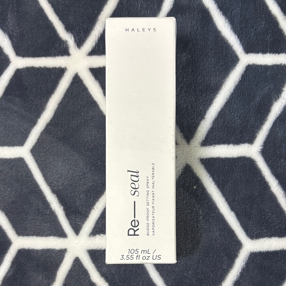 HALEYS Beauty Re-Seal Skincare Toner - White